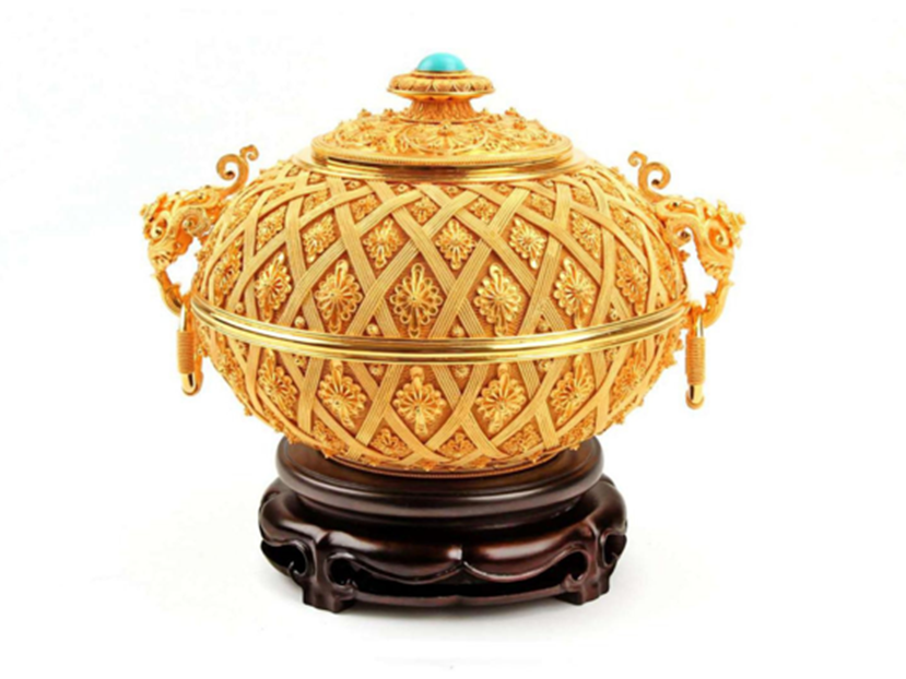 中国工艺美术大师赵春明专访在传承中发展让花丝镶嵌技艺走得更长远
