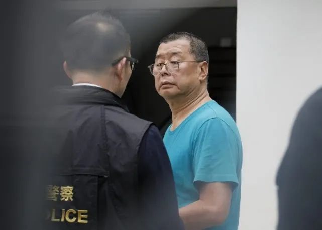 港媒 乱港分子何俊仁,李卓人等被捕,与去年非法集会有关