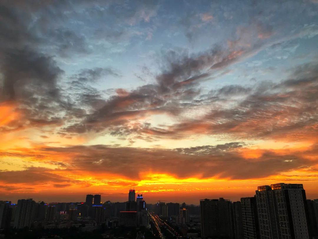 惊艳!西安晚霞刷爆朋友圈