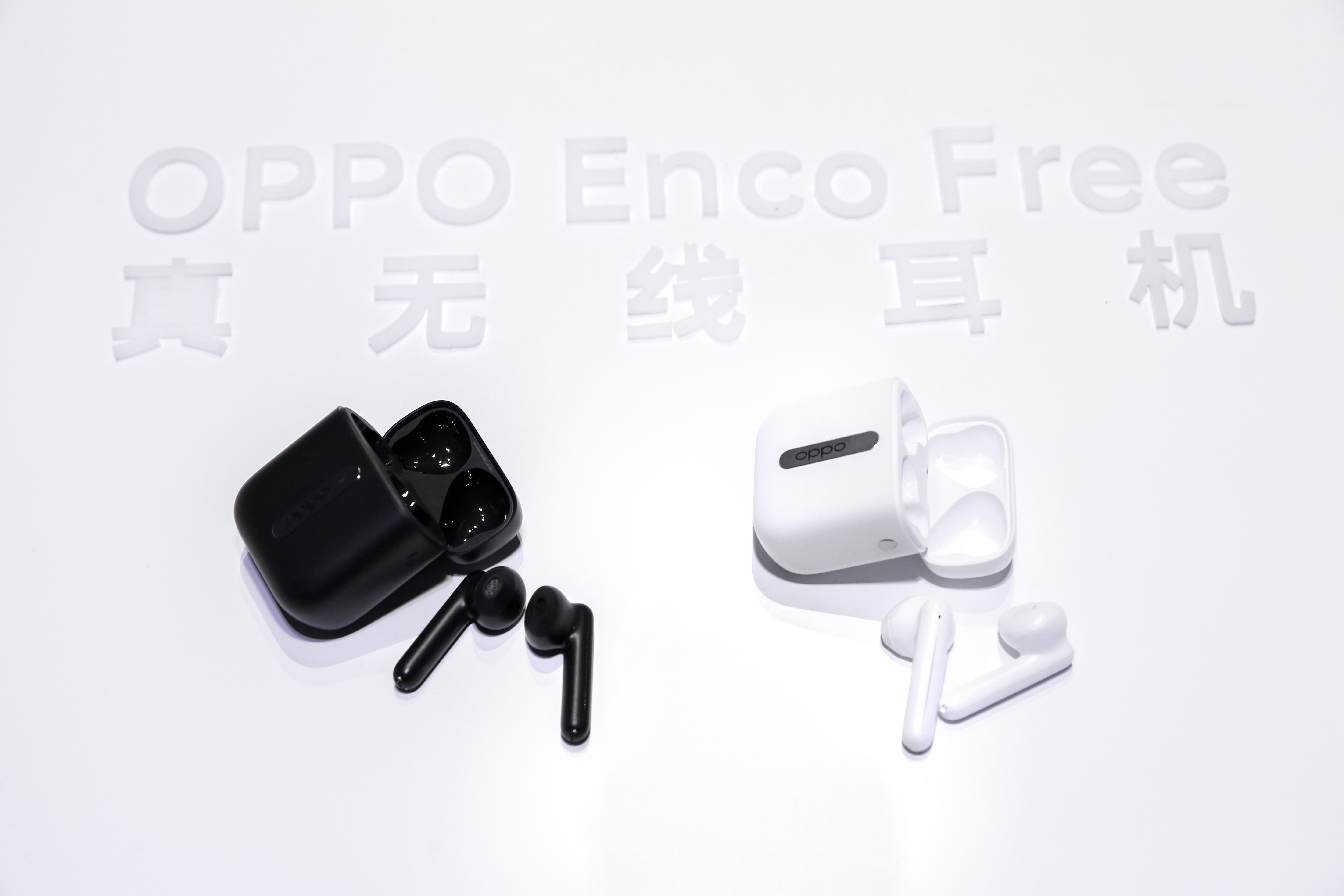 oppo enco free真无线耳机发布:采用通话降噪ai算法技术 支持ipx4
