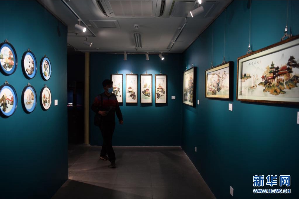 大连贝雕精品展在北京恭王府开幕