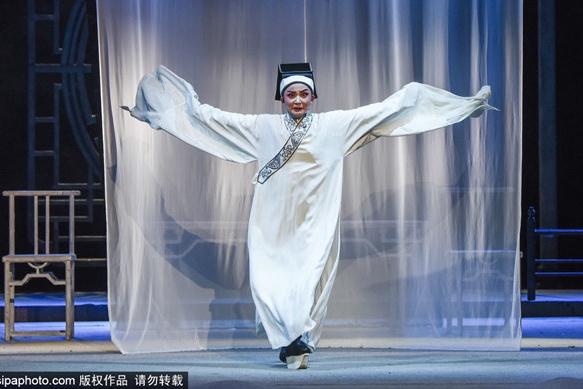 粵劇大戲《白蛇傳·情》在梅蘭芳大劇院上演