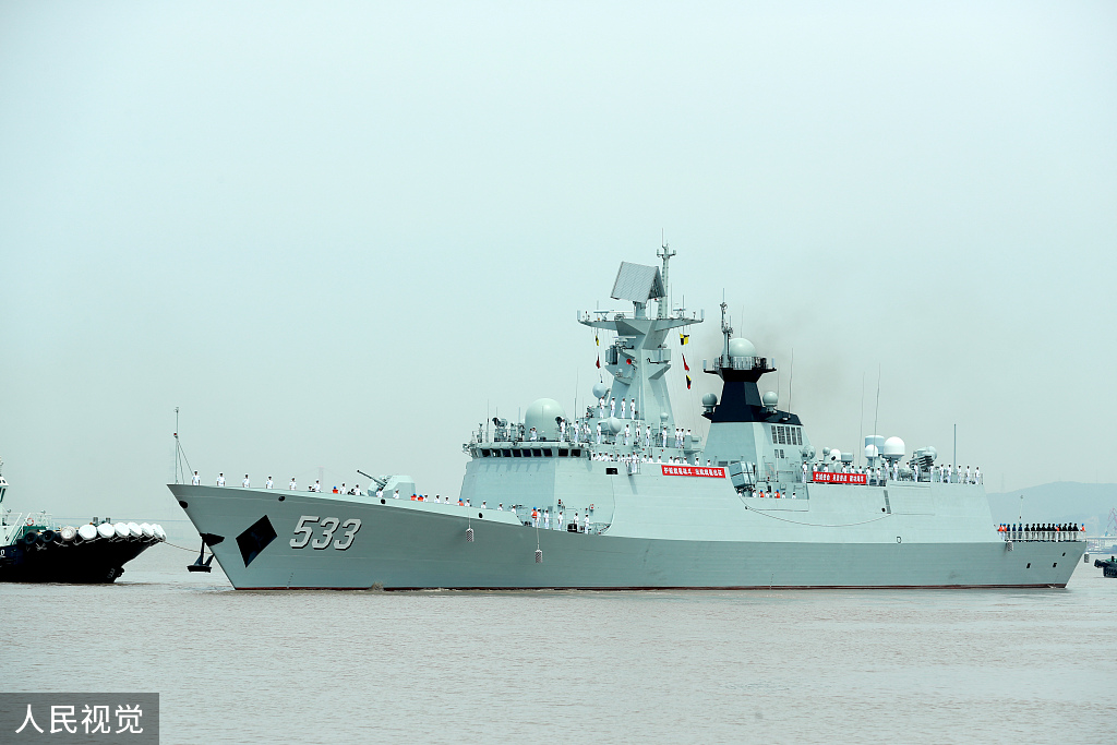 中国海军第41批护航编队起航赴亚丁湾