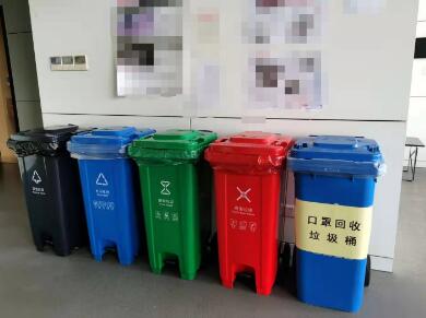 小区里是否每一处的垃圾桶都得“四色齐全”？北京市城管委回应