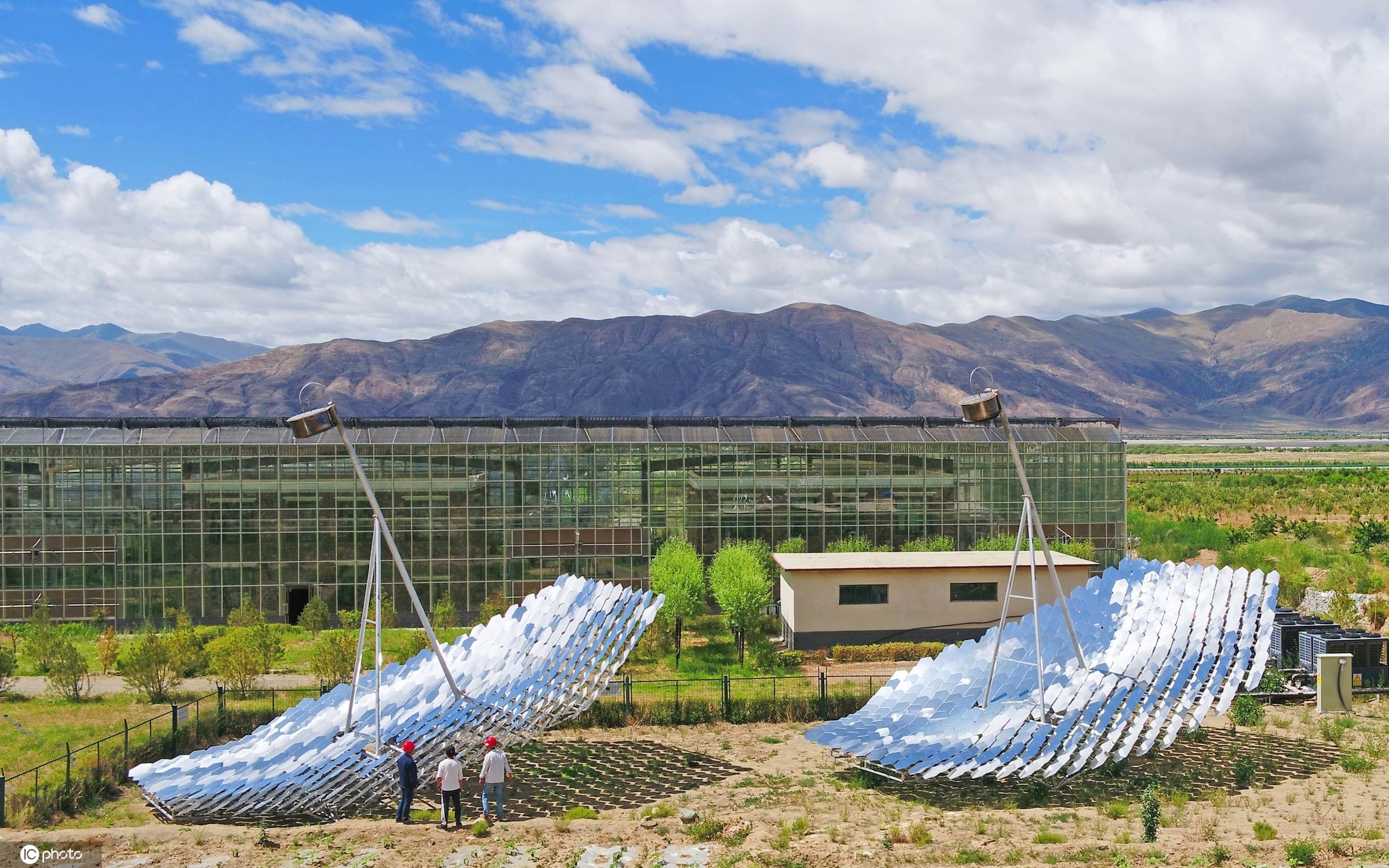 西藏首座多碟共焦塔式聚光集热器在山南建成使用