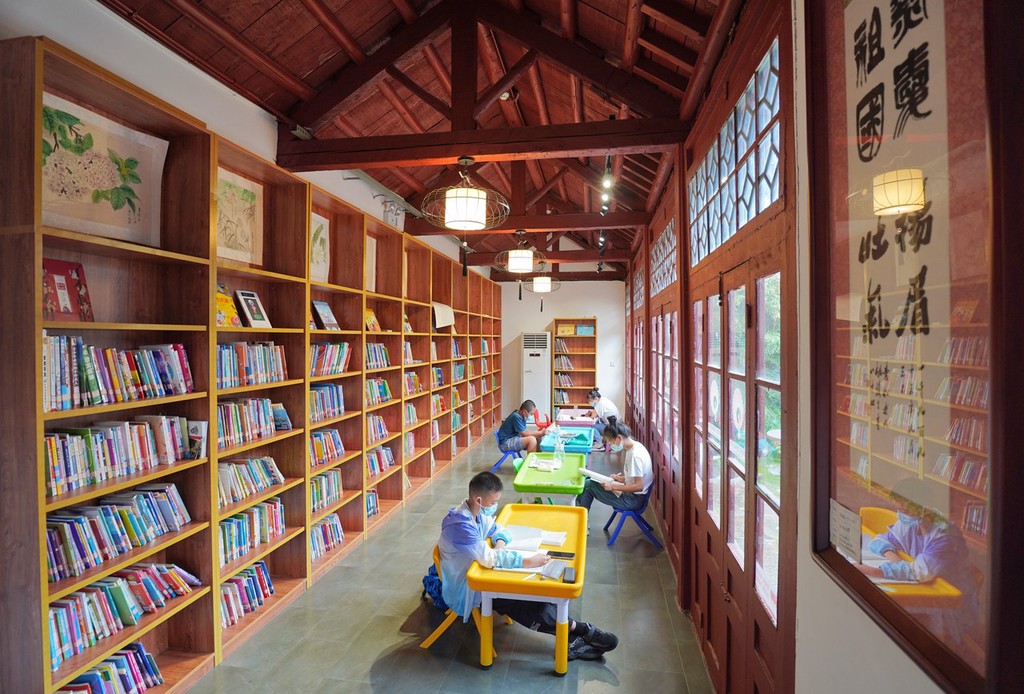 山东烟台:城市书房觅书香