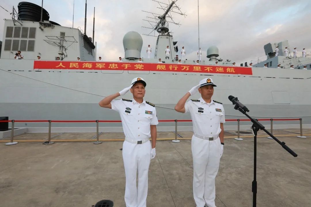 刚刚,海军第三十四批护航编队返回三亚军港!