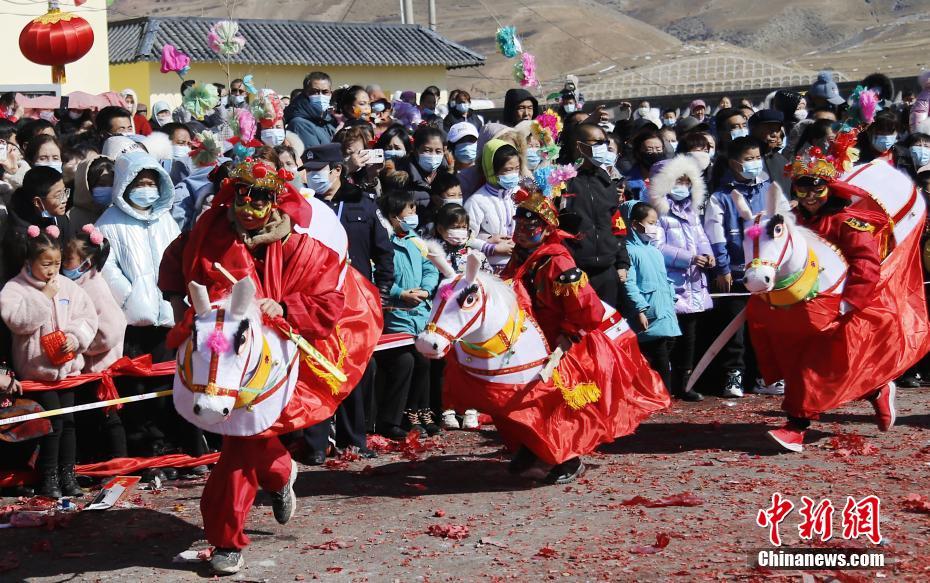 元宵到花灯俏全国各地喜迎元宵节