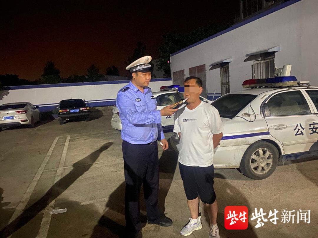 杨百洋)喜提新车本来是一件值得高兴的事,然而连云港市东海县白塔埠镇