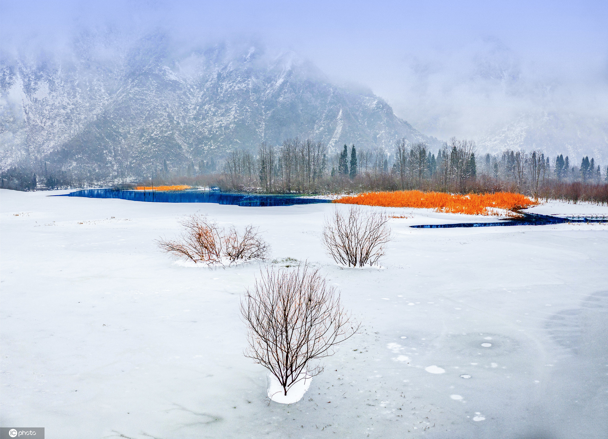 龙池雪景图片