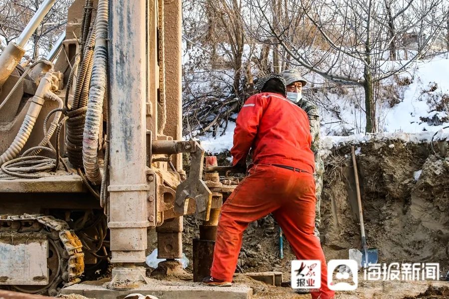 栖霞金矿事故救援吊桶已到井下180.