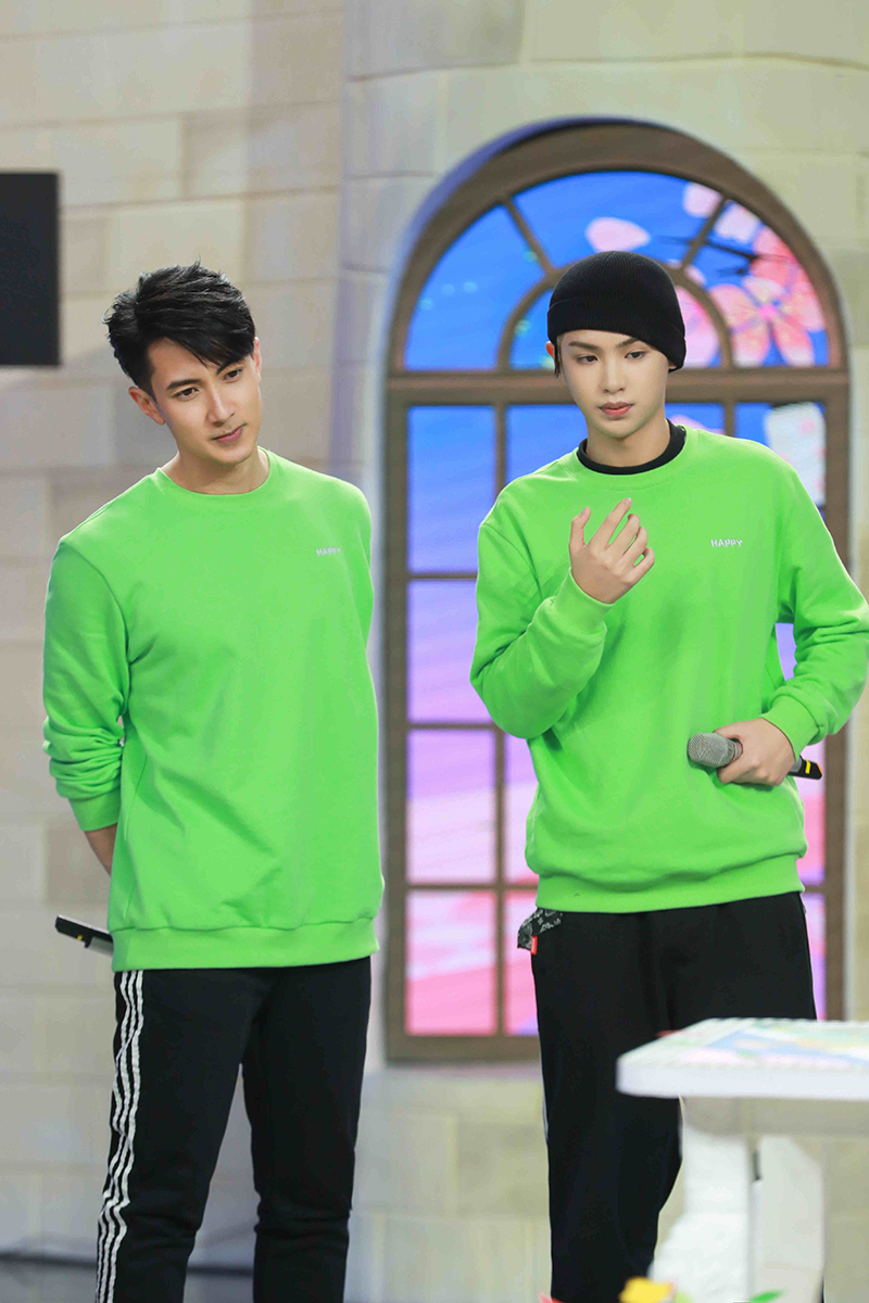 吴尊快乐大本营cos精灵王子惊艳亮相02020202玩游戏化身