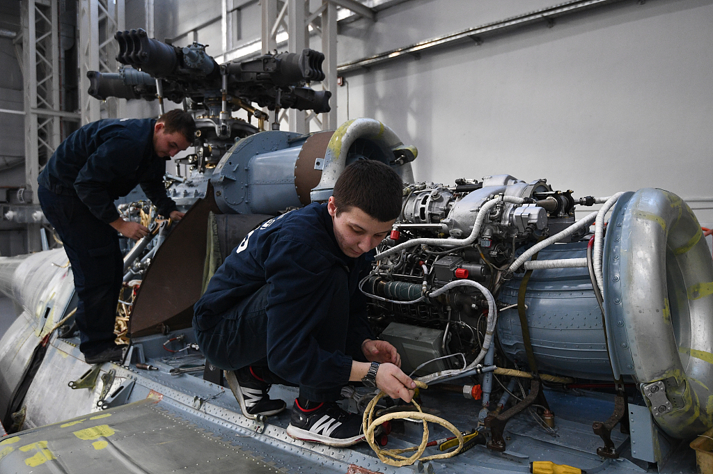 探访俄罗斯新西伯利亚飞机修理厂