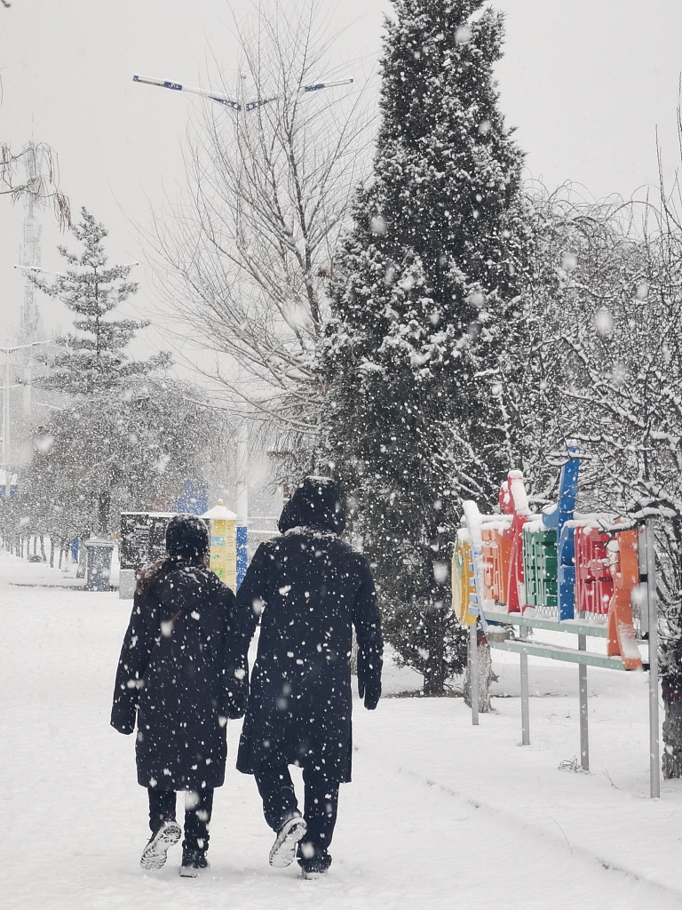 吉林延邊迎降雪天氣 市民雪中鍛鍊身體