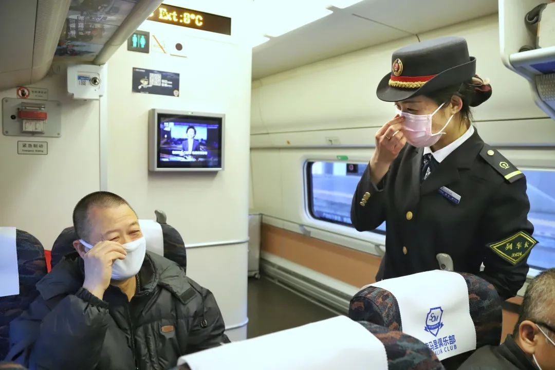 佩戴口罩