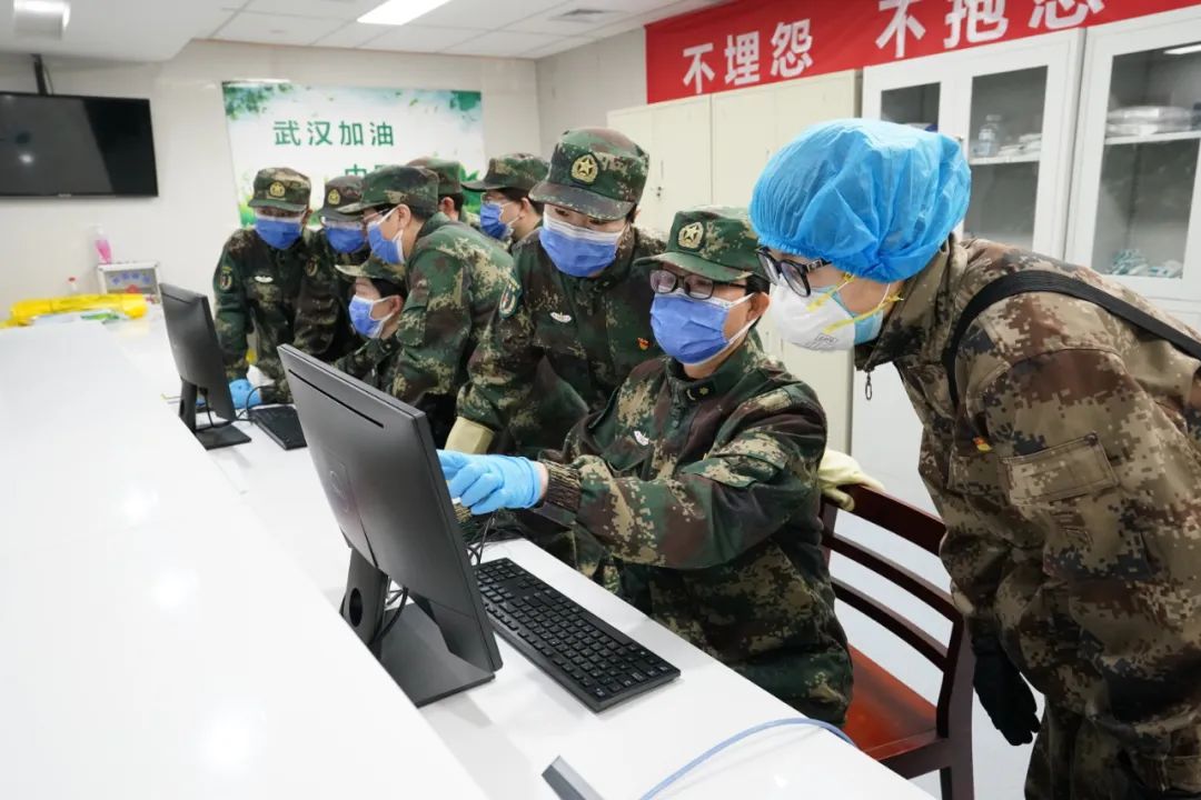 几天后,火箭军负责的科室收治47名患者,必须尽快采集鼻咽拭子.