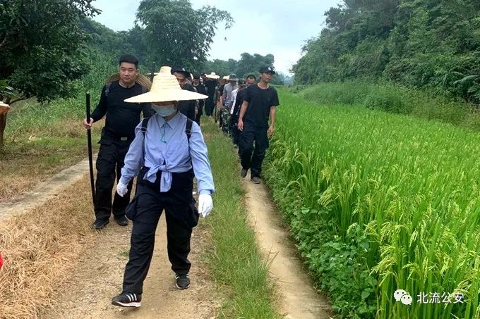 广西一男子夜奔300余公里返乡杀妻,躲藏时曾多次自杀