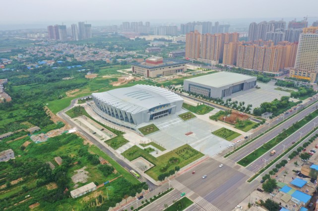 聚焦全运场馆聚力追赶超越十四运会媒体采风团走进铜川体育馆